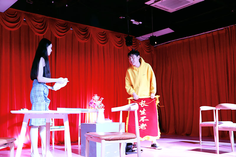 表演專業(yè)藝考難考嗎？我們應(yīng)該如何進(jìn)行準(zhǔn)備